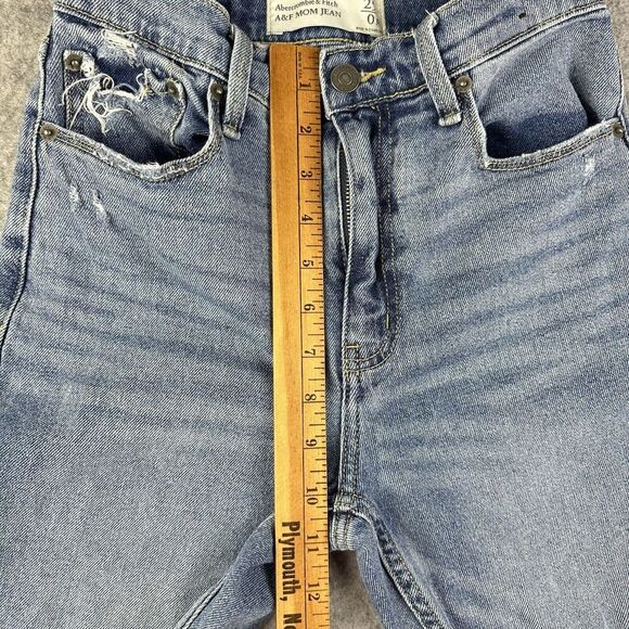 Abercrombie Fitch Mom Jeans Womens 25/0 Blue Medium Wash Destroyed Relaxed Denim - Picture 12 of 16